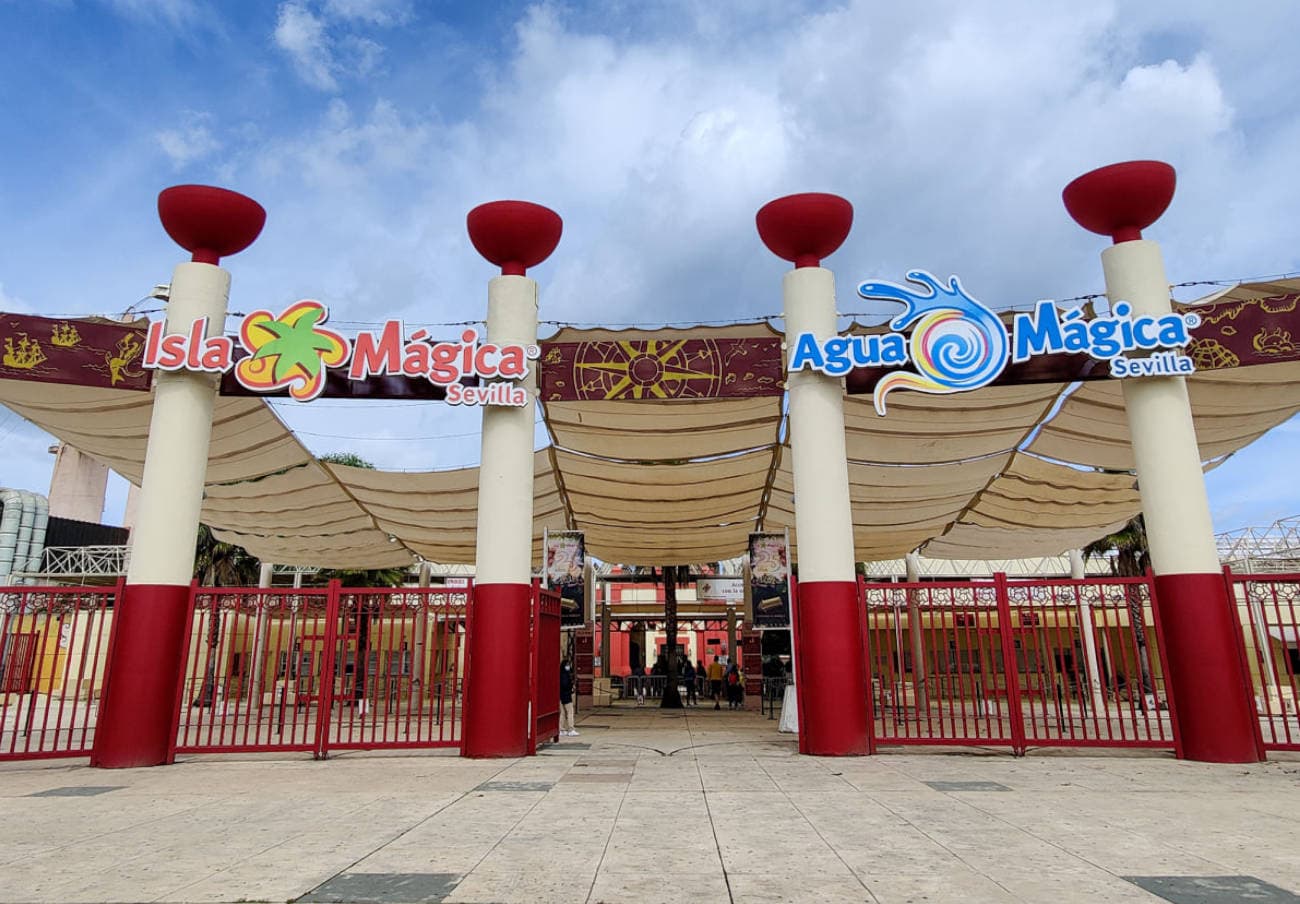 Parque de atracciones Isla Mágica (Sevilla)